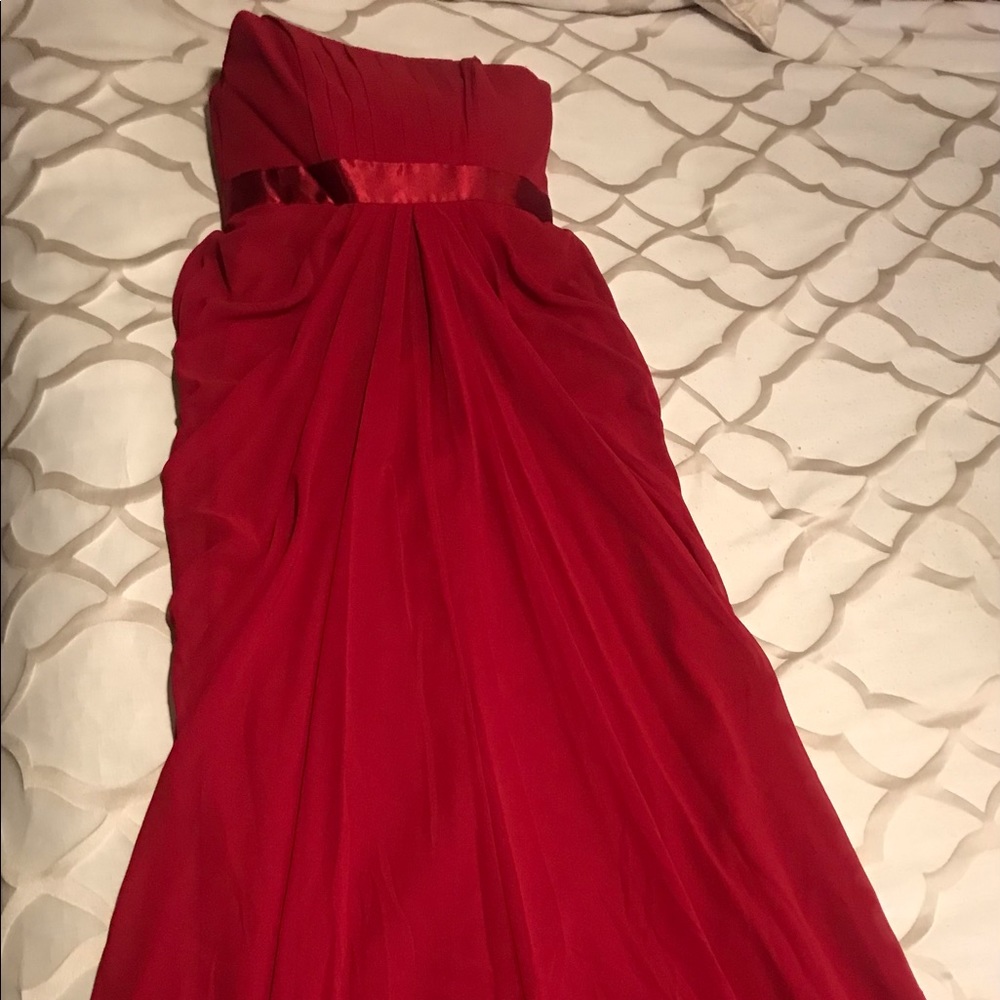 David’s Bridal strapless Chiffon Aline Dress. Size 10. Color Apple.